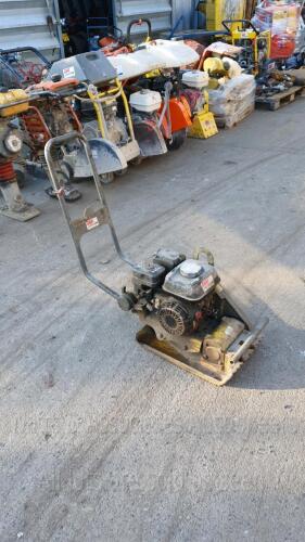 WACKER NEUSON petrol compaction plate