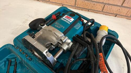 MAKITA 110v router c/w case