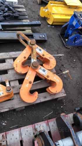 2 x HACKETT 15t beam lifting clamps