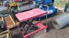 2 x manual lifting work tables - 3