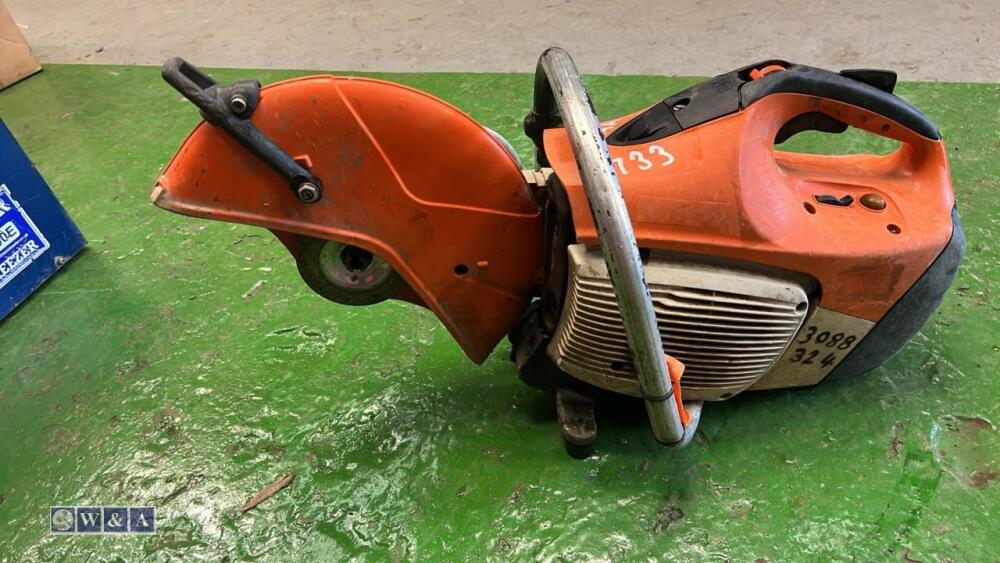 STIHL TS410 petrol stone saw | Day 2 Carlton Timed Sale (Main building ...