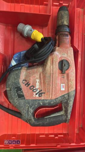 HILTI TE70 110v breaker c/w case