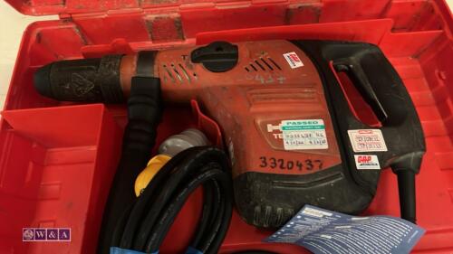 HILTI TE500 AVR 110v breaker c/w case