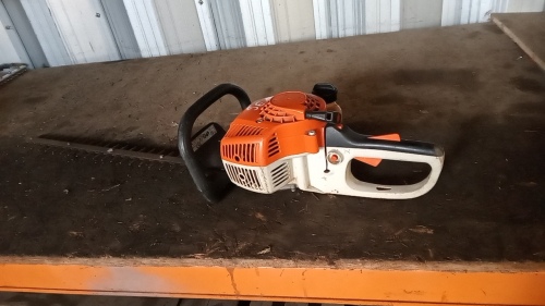 STIHL HS45 petrol hedge trimmer