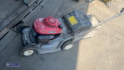 HONDA 425 petrol rotaty mower c/w collection box