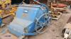 CONQUIP 600 litres crane concrete skip - 3