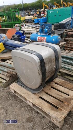 VOLVO diesel tank c/w brackets & tank cap