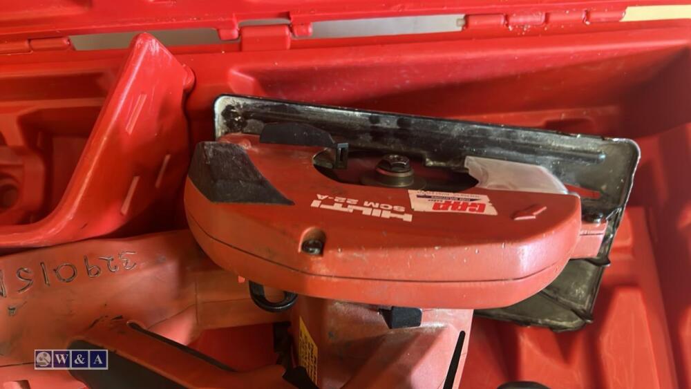 HILTI SCM 22A cordless circular saw c/w case Day 2 Carlton Timed