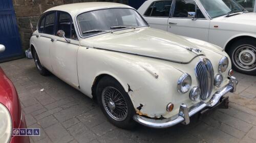 1969 JAGUAR MKII 3.8L petrol engine (RRY 510G)(Cream)(Located at the clients premises at Bradfield) (All hour and odometer readings are unverified and unwarranted)