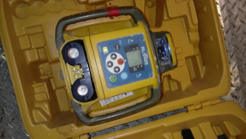 TOPCON RL-SV25 laser level c/w case