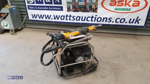 JCB BEAVER petrol driven hydraulic power pack c/w breaker, chisels & hose