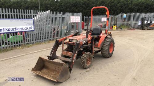 KUBOTA B2150 4wd hydrostatic tractor c/w loader (L534 WKH)(V5 & some history in office) (All hour and odometer readings are unverified and unwarranted)