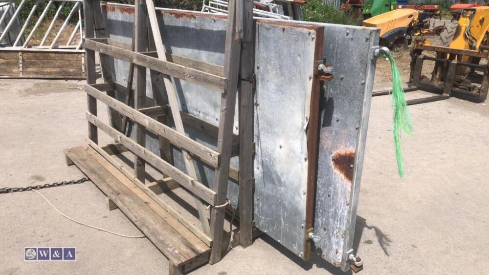 Solid Gate Instrument Refinery Pair of solid gates to suit approximately 5.8m opening | Day 3 Carlton ...