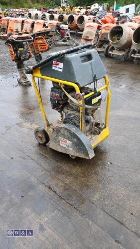 2018 WACKER NEUSON BFS1345 petrol road saw c/w dust suppression bottle (3345992)