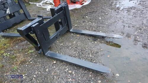 Pallet forks c/w euro brackets