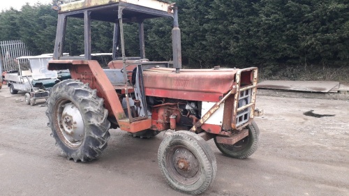 INTERNATIONAL 384 2wd tractor