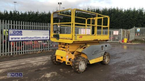 2005 HAULOTTE Ciseaux Compact 10 diesel driven scissor lift (CD106917)