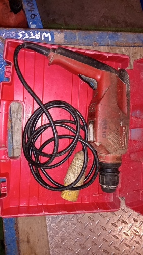 HILTI TE1 110v hammer drill c/w case
