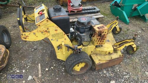 GREAT DANE zero turn petrol mower