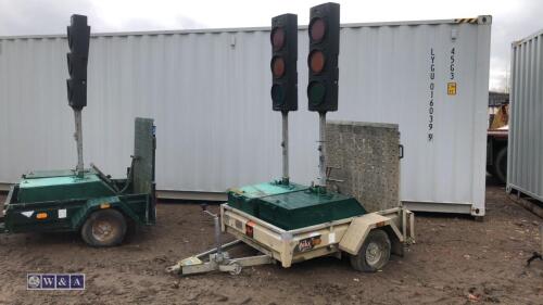 PIKE 2-way traffic light set c/w trailer