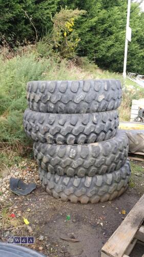 4 x GOODYEAR industrial tyres (440/80 R28)