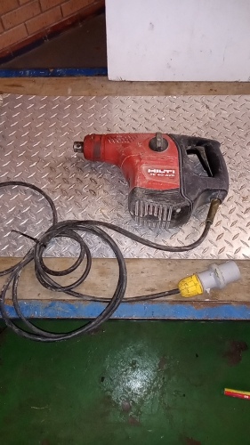 HILTI TE40-AVR 110v breaker