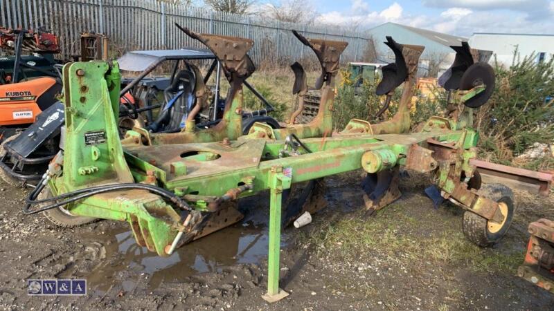 DOWDESWELL DP7R 4-furrow reversible hydraulic auto reset plough