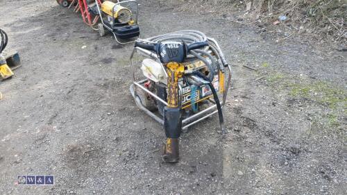 JCB BEAVERl hydraulic power pack c/w breaker & hose