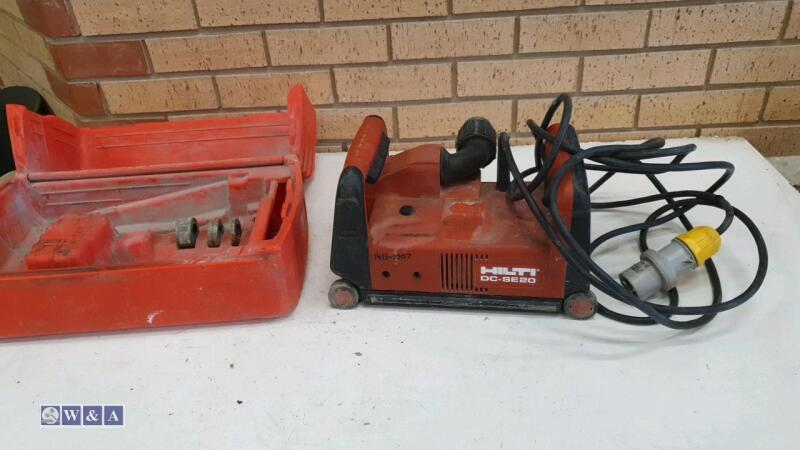 HILTI DC-SE20 110v wall chaser c/w case