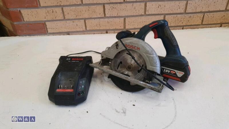 BOSCH 18v circular saw c/w battery & charger