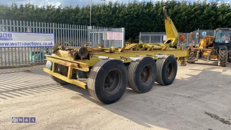 Tri axle hook loader drawbar trailer