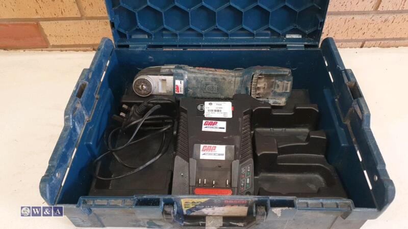 BOSCH 18v multi tool c/w charger & case