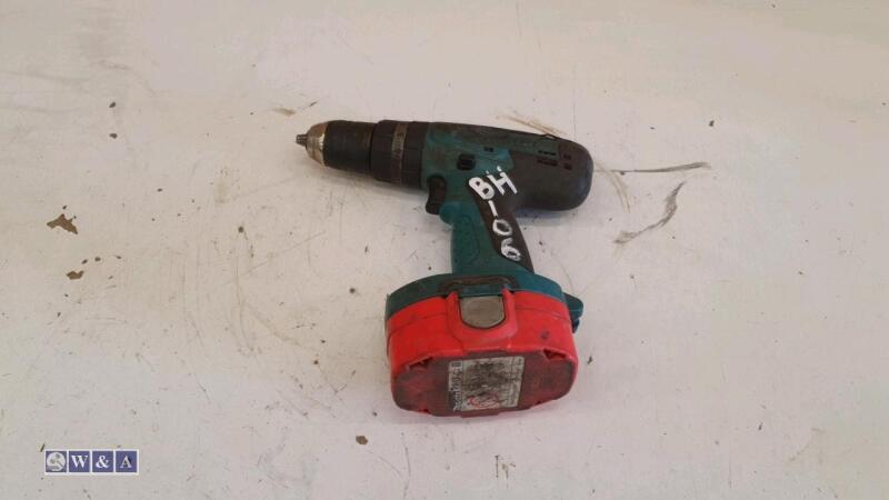 MAKITA 18v combi drill