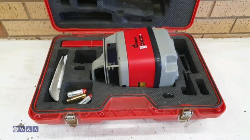 DATUM laser level c/w case & accessories
