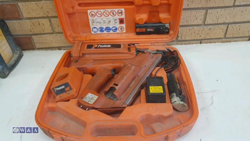 PASLODE IMPULSE IM350 90CT nail gun c/w case