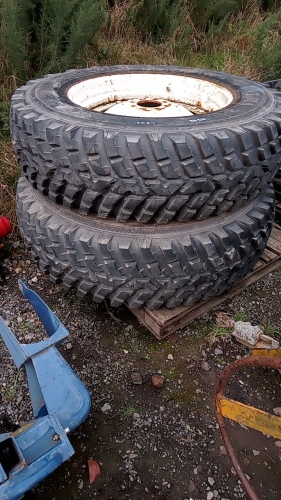 Pair of NOKIAN 440 80 R34 wheels and tyres (to suit New Holland)