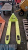 LIFTER 2.2t pallet truck