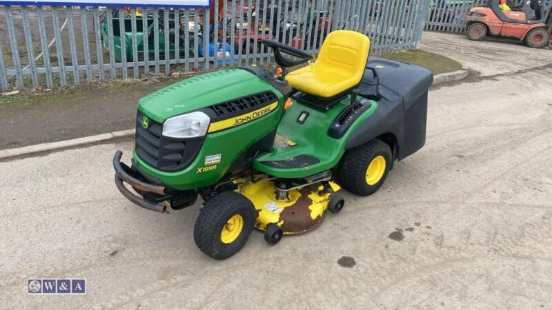 2011 JOHN DEERE X155R petrol hydrostatic ride on mower (127971) c/w collector