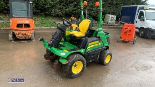 JOHN DEERE 1580 4wd out front mower c/w LED lights (No Deck) (CE67 AWH)