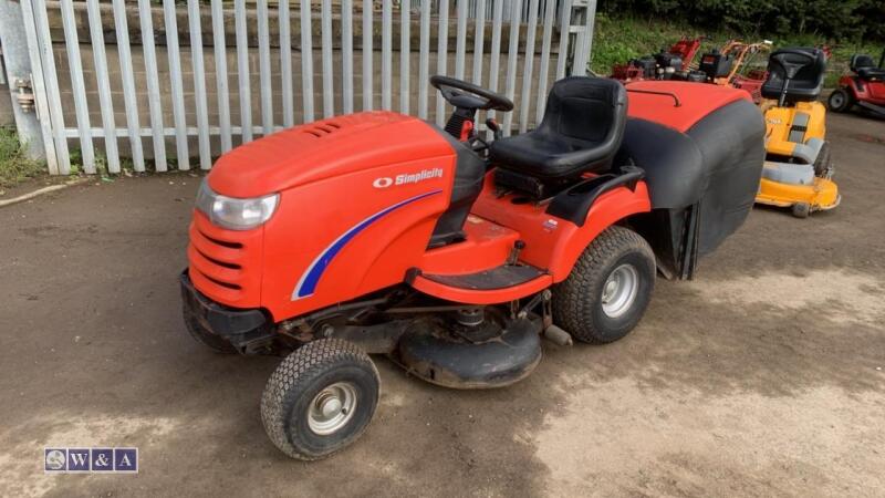 SIMPLICITY BARON 20hp direct collect ride on mower c/w hydrostatic drive