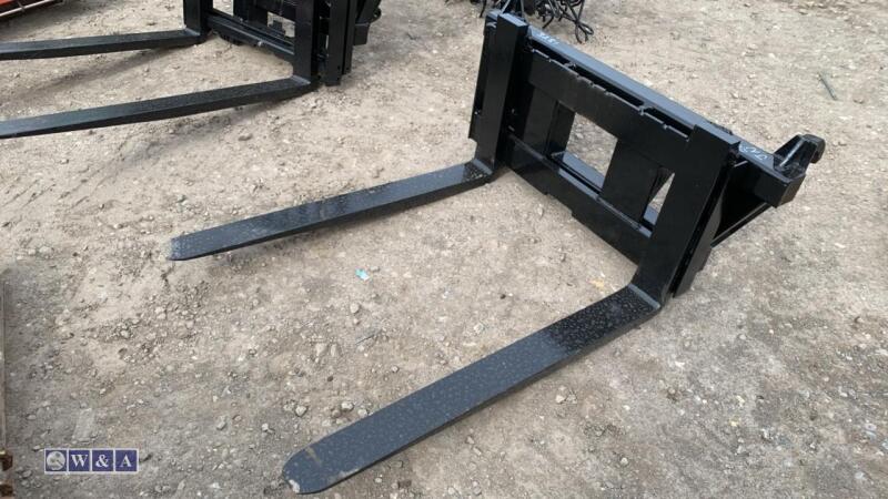 Pallet forks c/w euro brackets