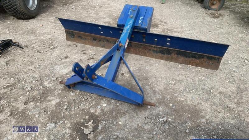 6' 3-point linkage mounted grader