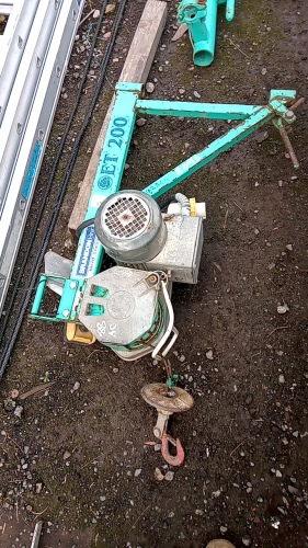 IMER ET200 110v scaffold hoist & swing jib c/w pendant