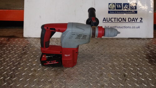 MILWAUKEE 18v cordless drill