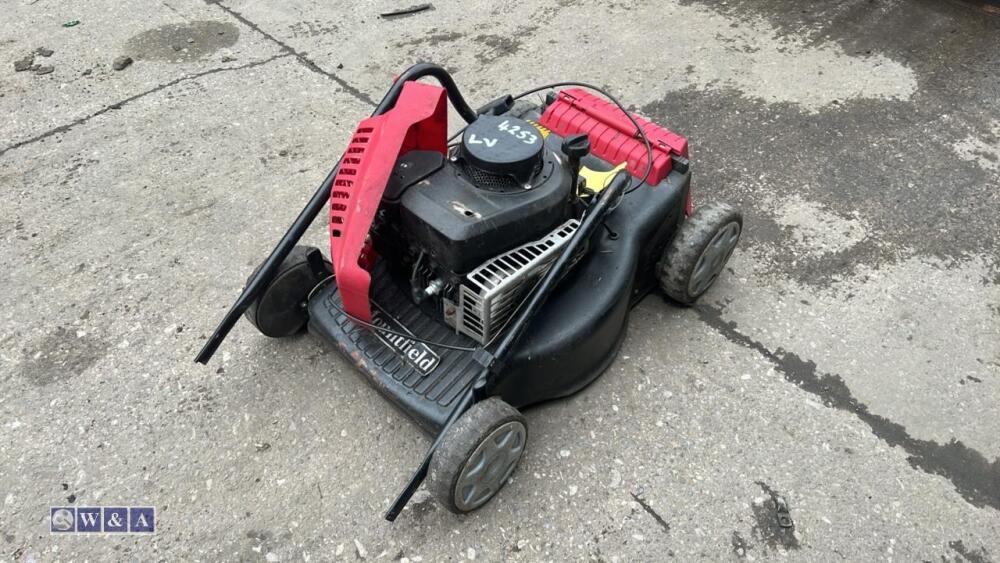 MOUNTFIELD SP470 petrol lawnmower Day 3 Carlton Timed Sale Builders Equipment Garden Machinery Attachments Micro Plant Watts Associates