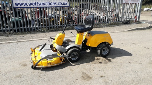 2015 STIGA PARK 340 MX petrol outfront mower c/w electric deck lift (s/n 150218129z)