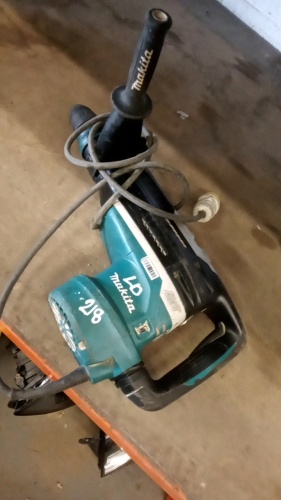 MAKITA HR5212C 110v drill/breaker