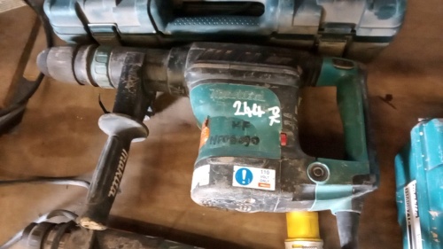 MAKITA HM1111C 110v breaker drill