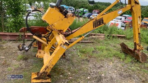 FOSTER D2-P tractor mounted backhoe c/w Pto hydraulic pump & hydraulic legs