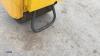 2018 MECALAC MBR vibrator pedestrian roller c/w hydraulics for breakers - 9